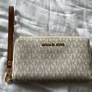 MK Wristlet